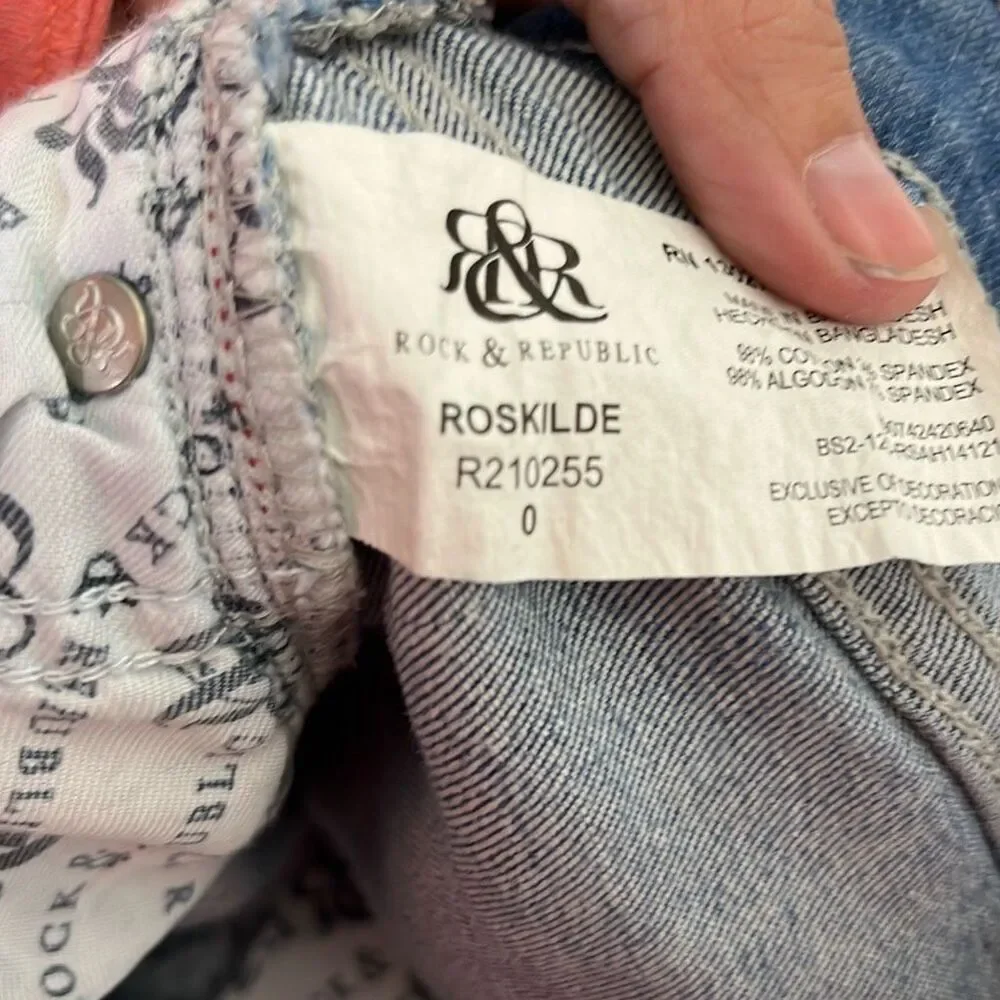 Rock & Republic‎ Women's Blue Roskilde Low Rise Cropped Capri Denim Jeans Size 0